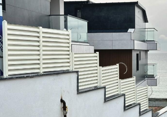 Louvered Fence & Door - 5